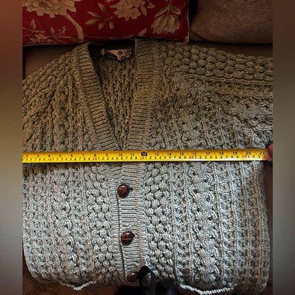 Vintage GAP Of DUNLOE INDUSTRIES/Pure Wool Handloomed Sweater green chunky - Picture 13 of 14